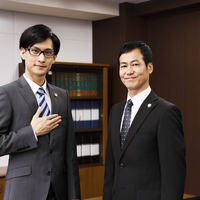 弁護士